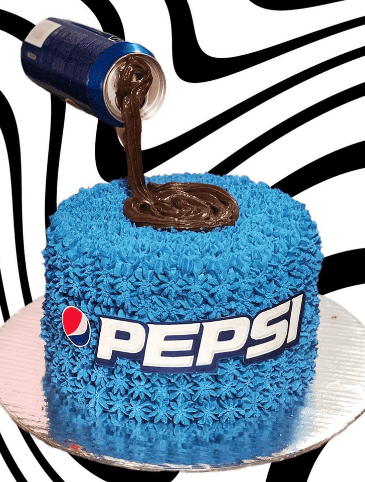 Comely Pepsi Cake