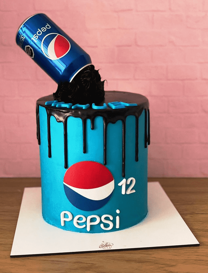 Graceful Pepsi Cake
