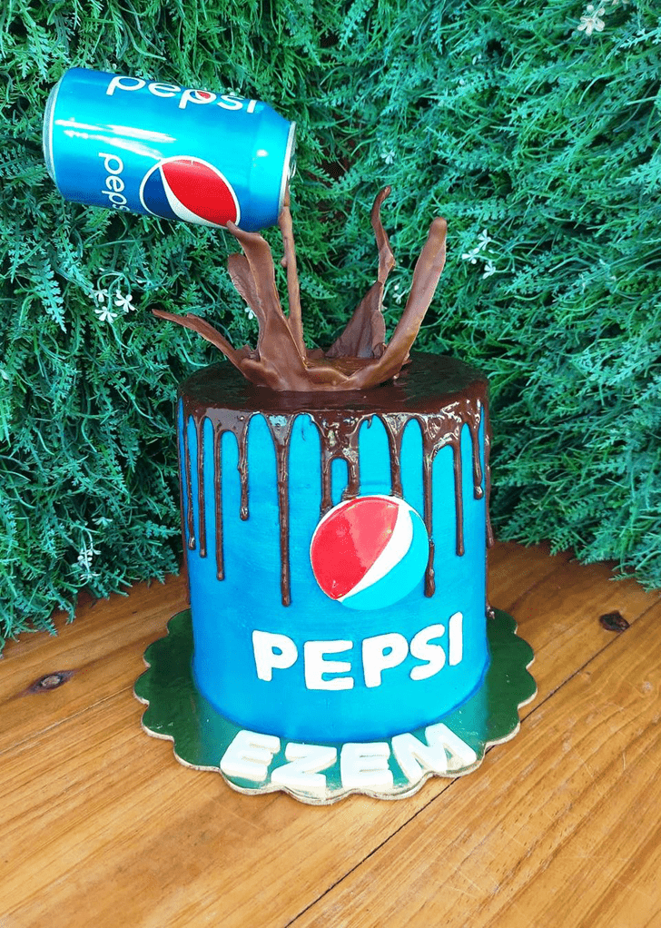 Magnetic Pepsi Cake