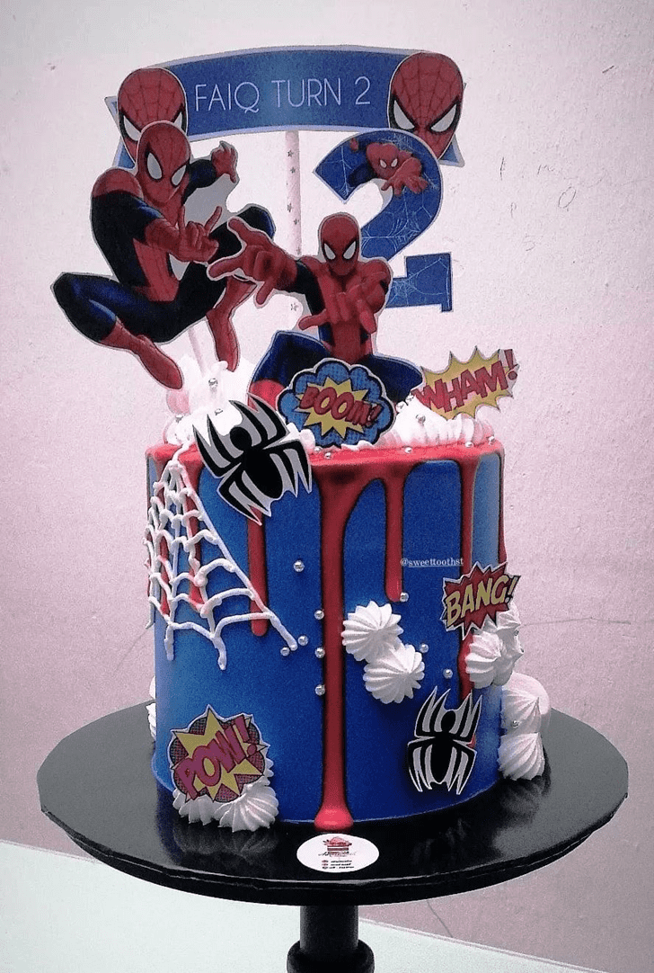Splendid Peter Parker Cake