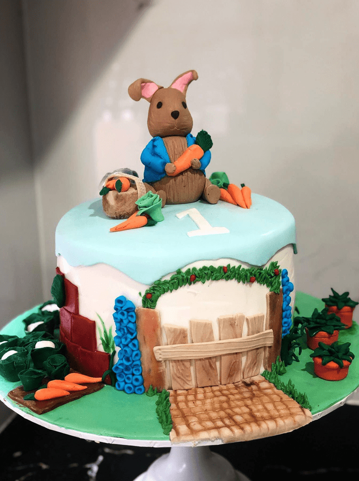 Cute Peter Rabbit Cake