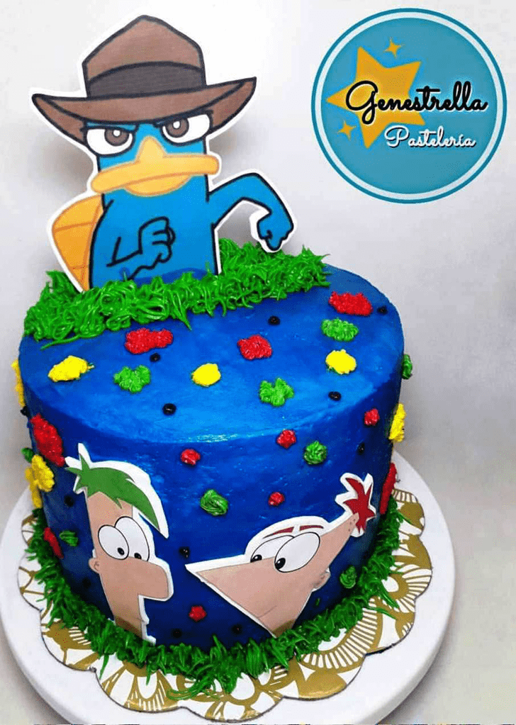 Charming Phineas and Ferb Cake