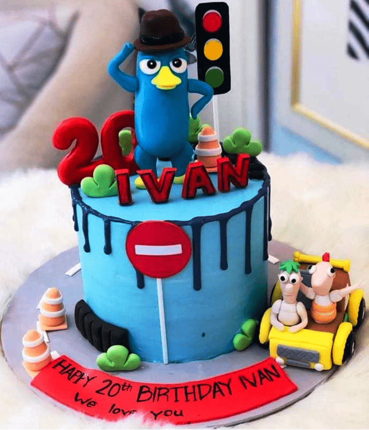 Pretty Phineas and Ferb Cake