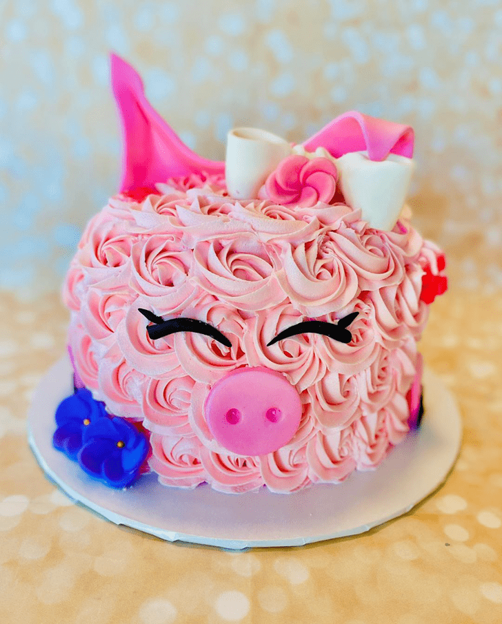 Dazzling Pig Cake