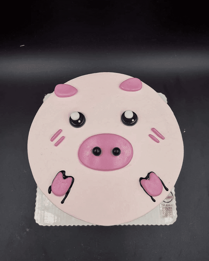 Resplendent Pig Cake