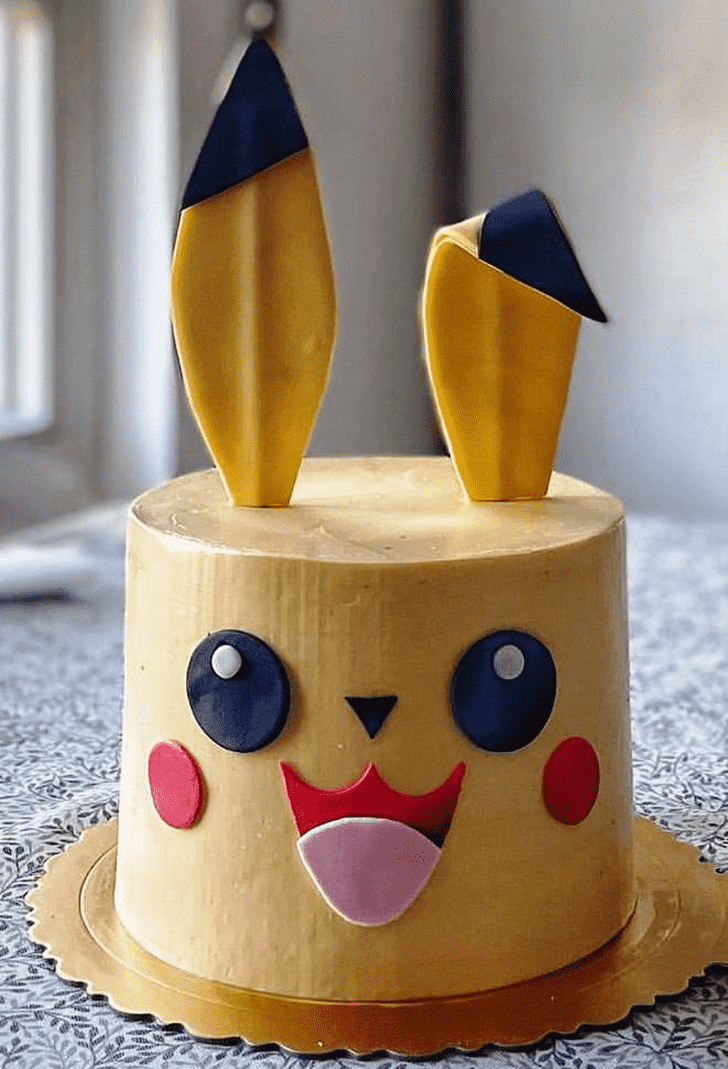 Cute Pikachu Cake