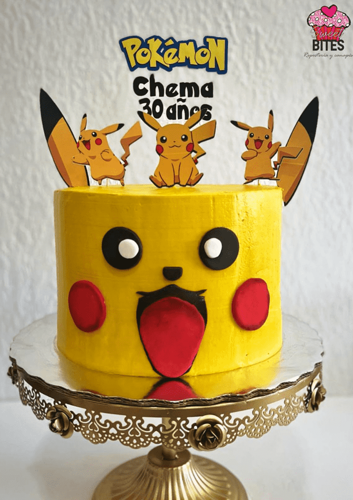Superb Pikachu Cake