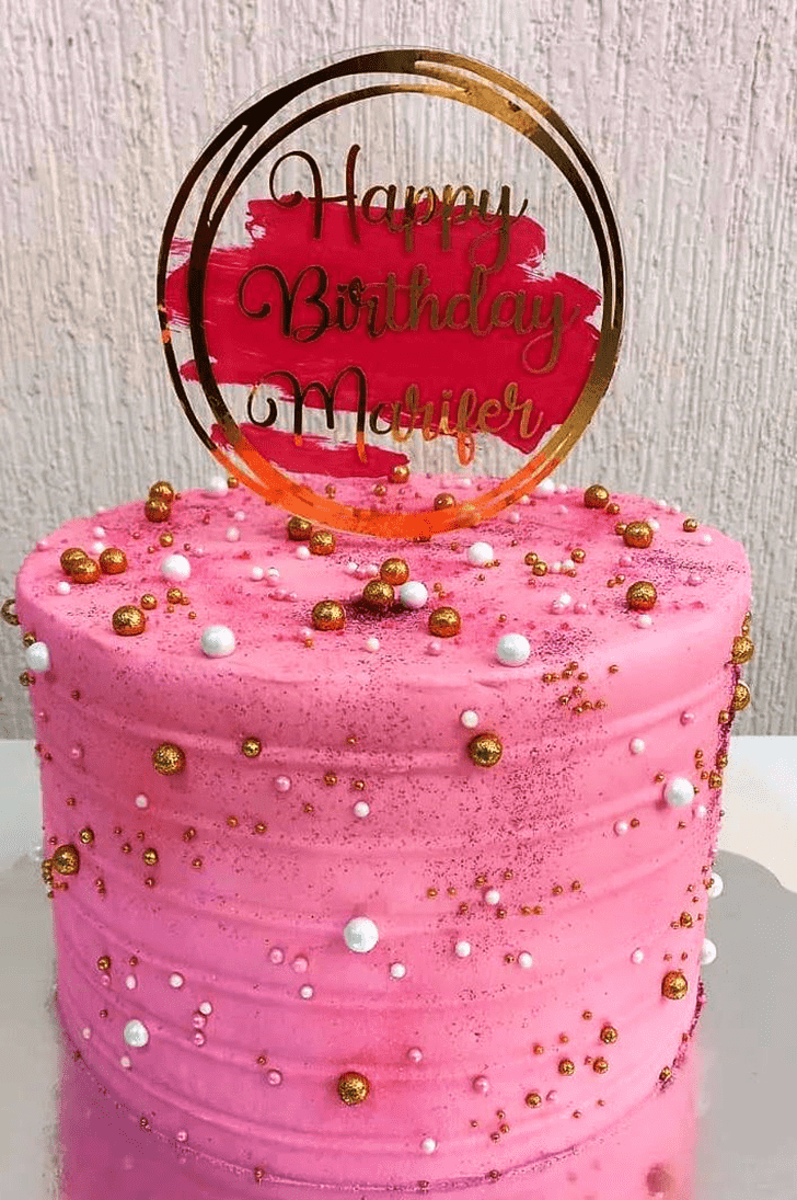 Admirable Pink Cake Design