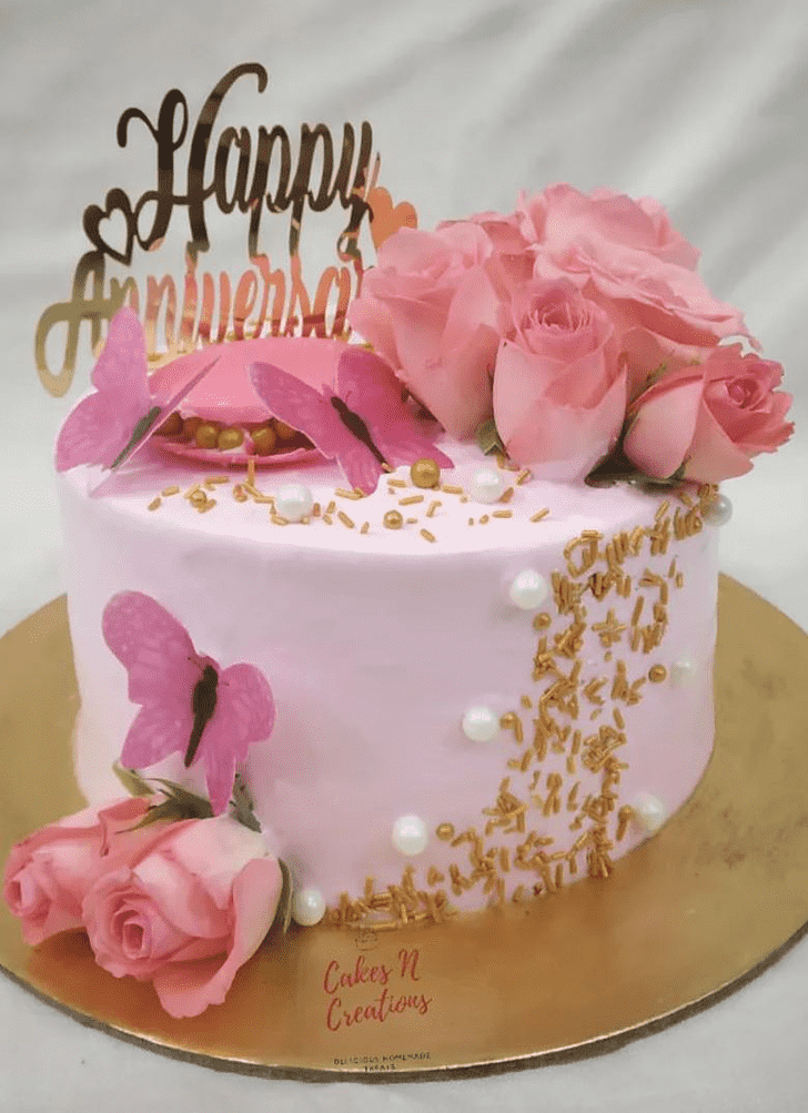 Inviting Pink Rose Cake