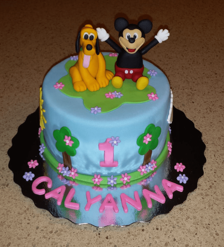 Beauteous Disneys Pluto Cake