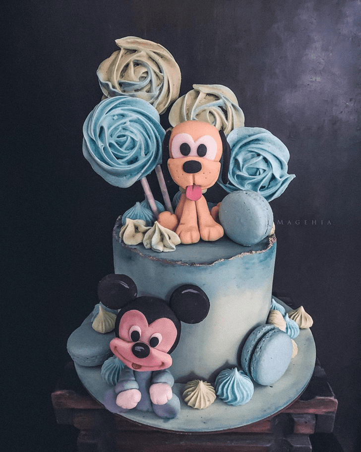 Graceful Disneys Pluto Cake