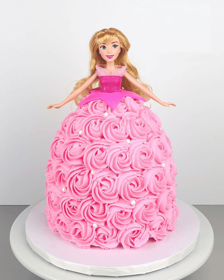 Admirable Princess Aurora Cake Design