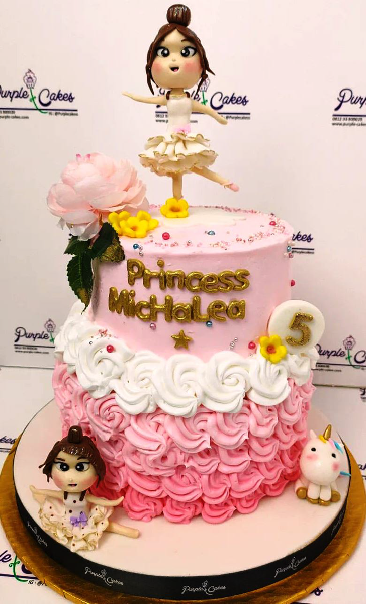 Pretty Princess Cake