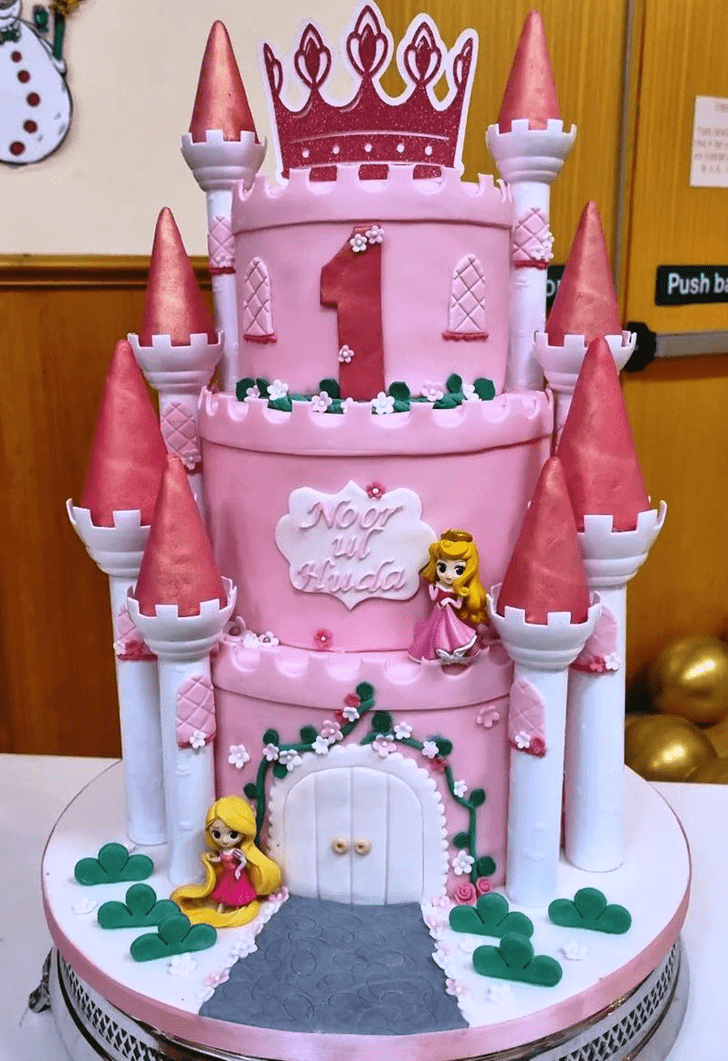 Appealing Princess Castle Cake