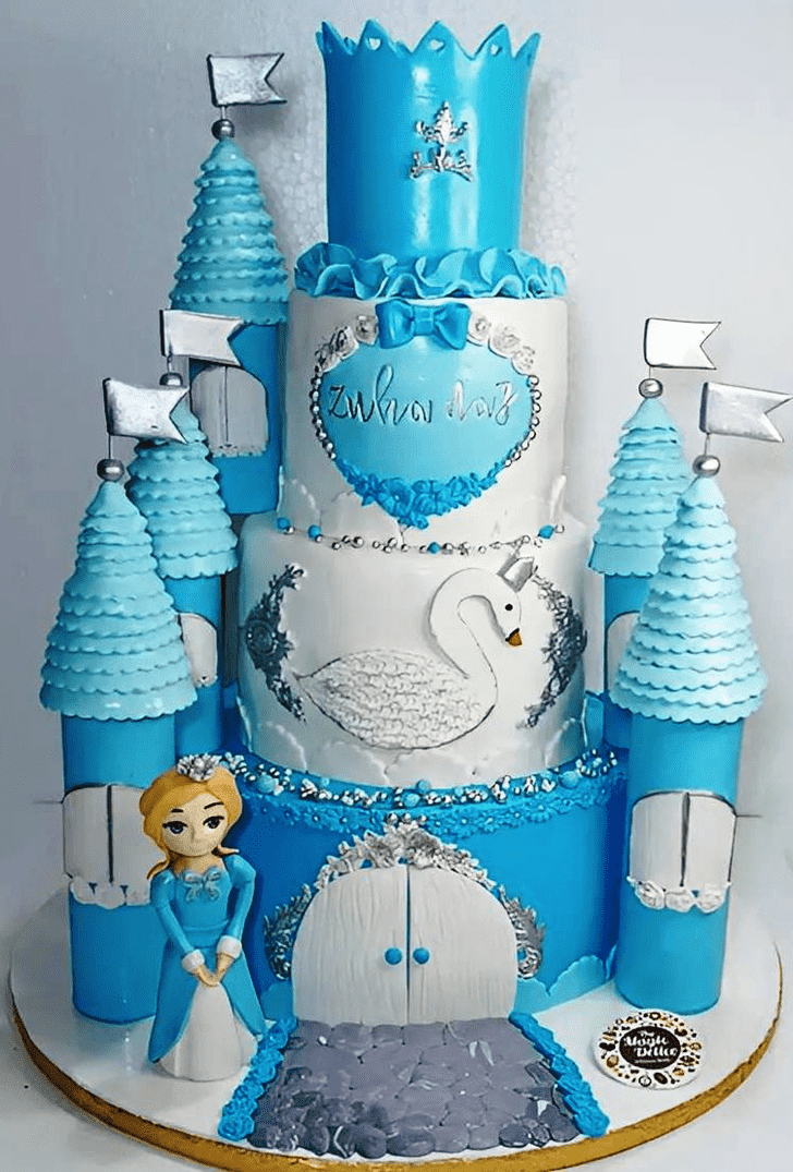 Pretty Princess Castle Cake