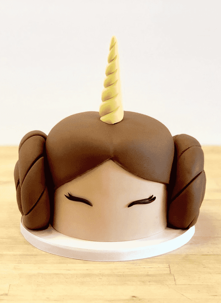 Admirable Princess Leia Cake Design