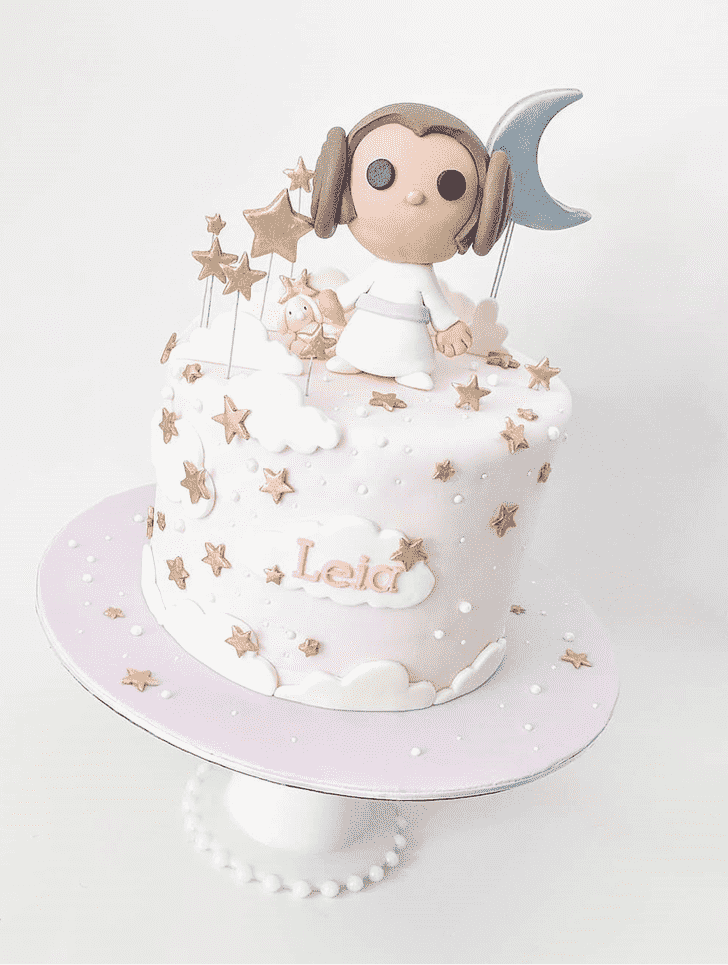 Angelic Princess Leia Cake