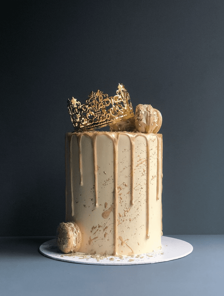 Divine Queen Cake