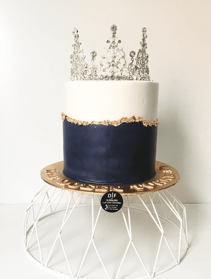 Excellent Queen Cake