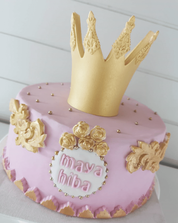 Pleasing Queen Cake