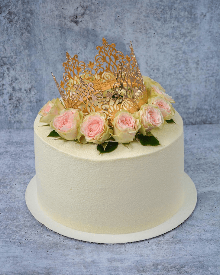 Splendid Queen Cake