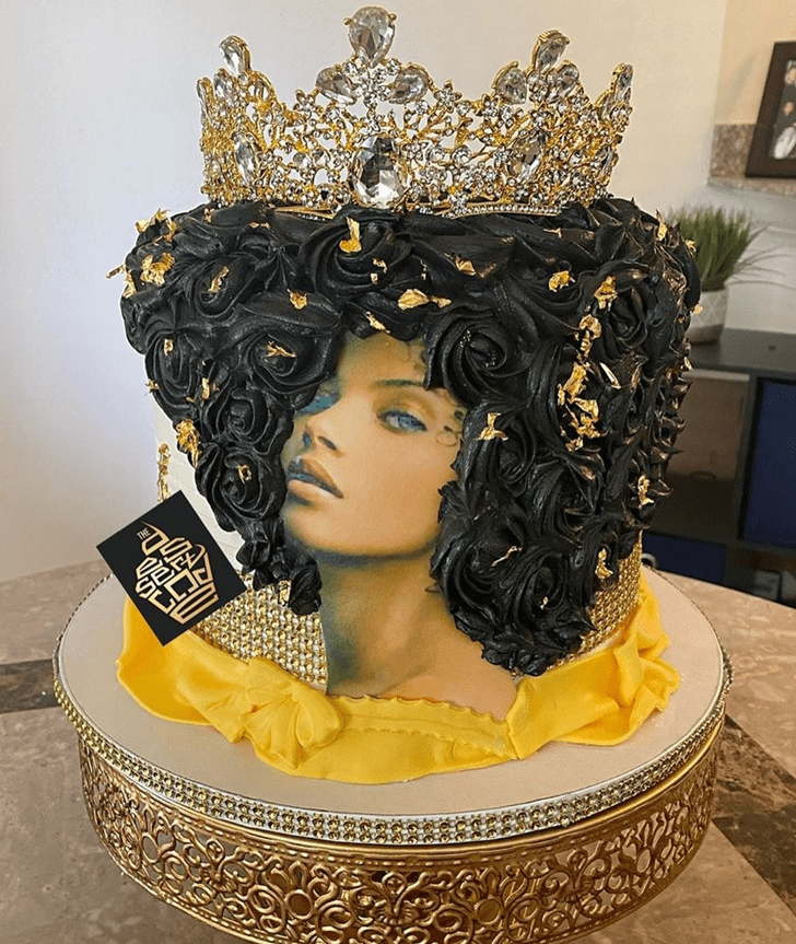 Superb Queen Cake