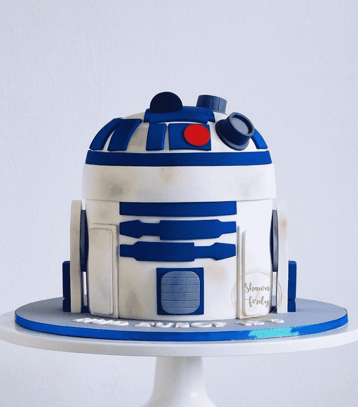 Appealing R2-D2 Cake