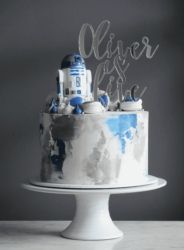 Dazzling R2-D2 Cake