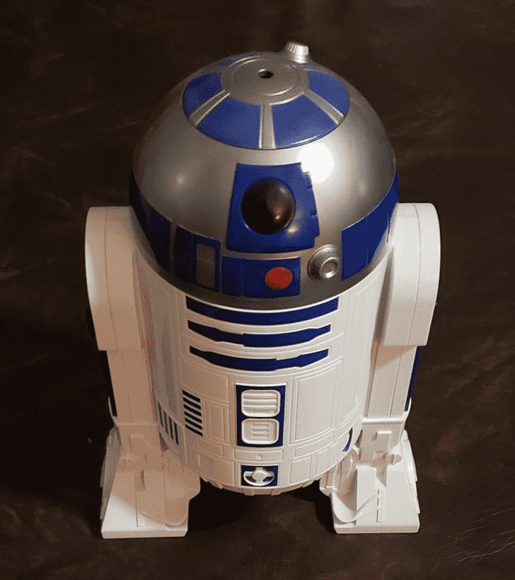 Ideal R2-D2 Cake