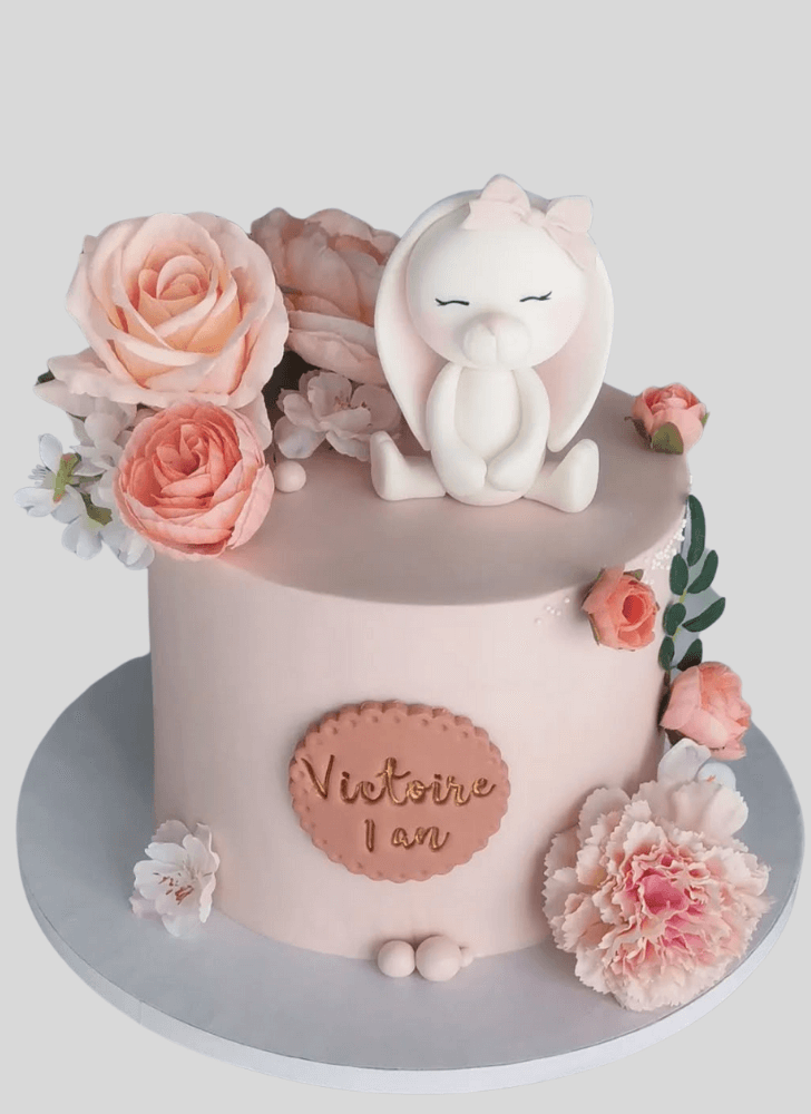 Exquisite Rabbit Cake