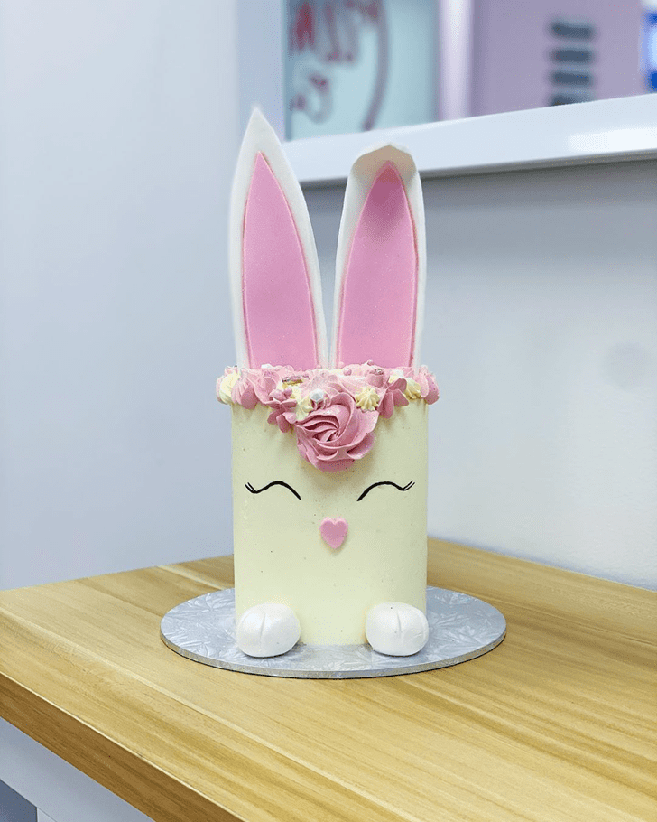 Delightful Rabbit Cake
