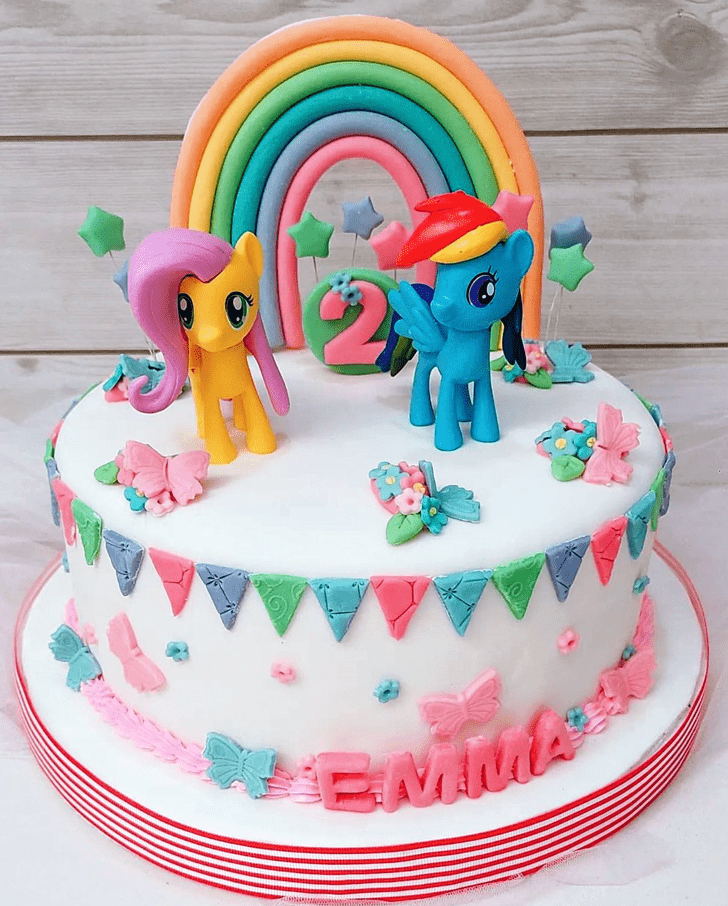 Delicate Rainbow Dash Cake