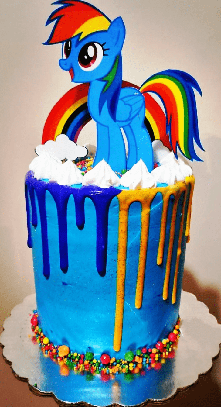 Pleasing Rainbow Dash Cake