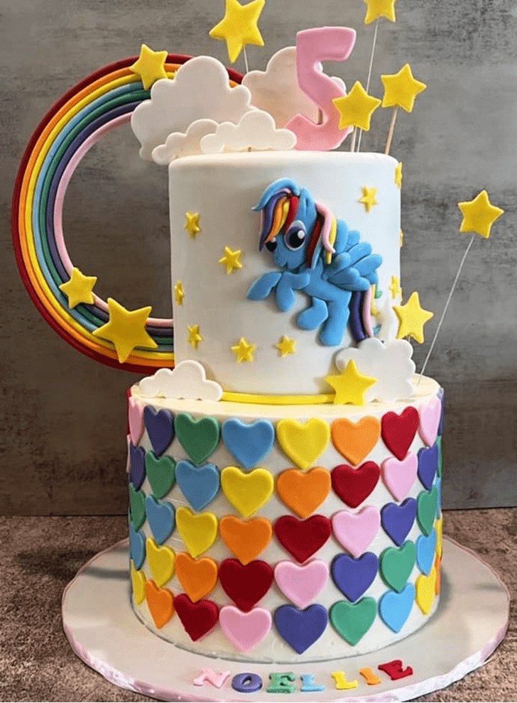 Ravishing Rainbow Dash Cake