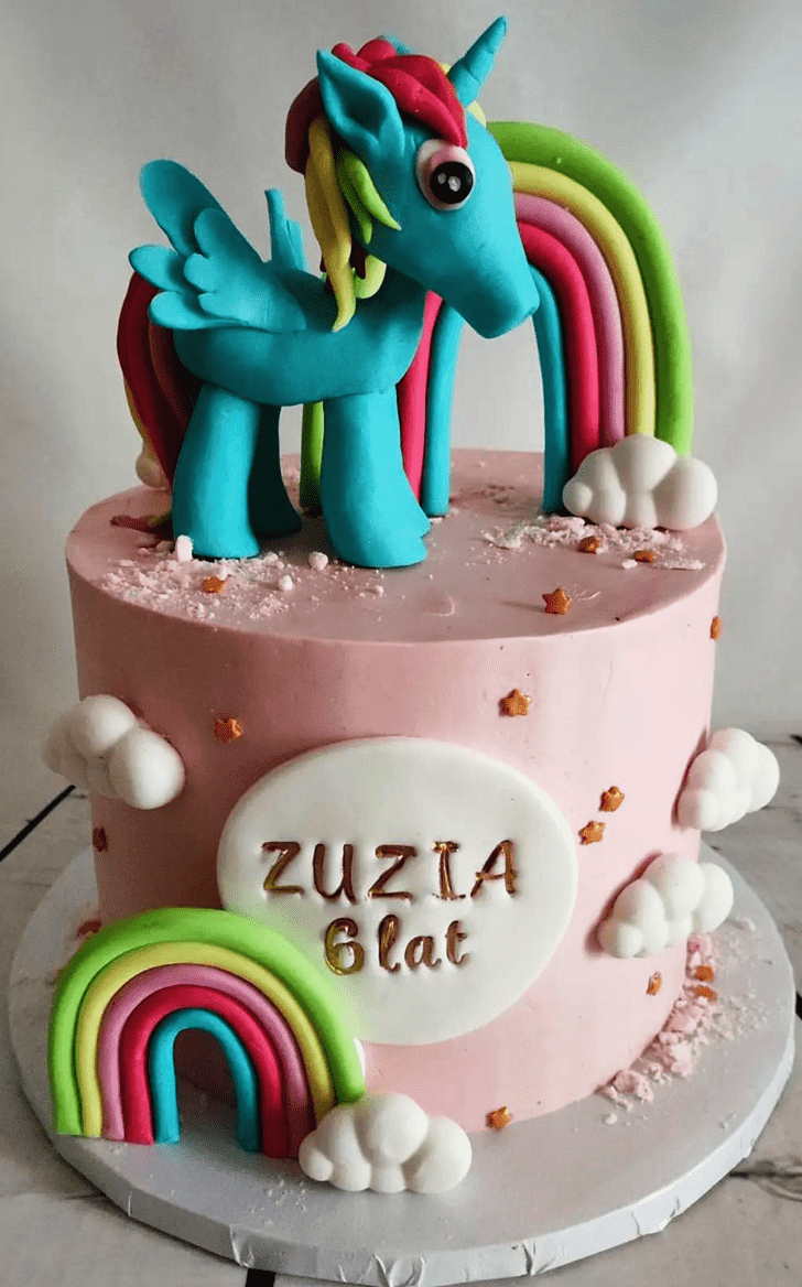 Splendid Rainbow Dash Cake