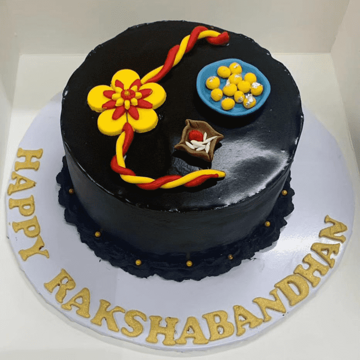 Refined Rakshabandhan Cake