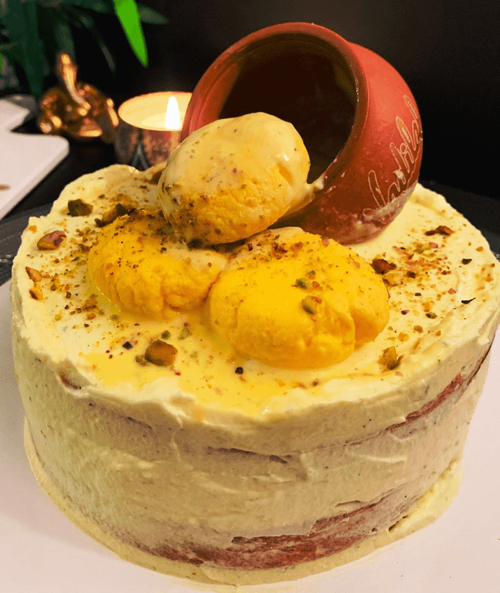 Alluring Rasmalai Cake