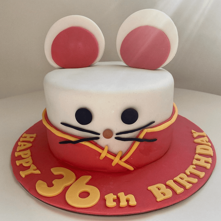 Alluring Rat Cake