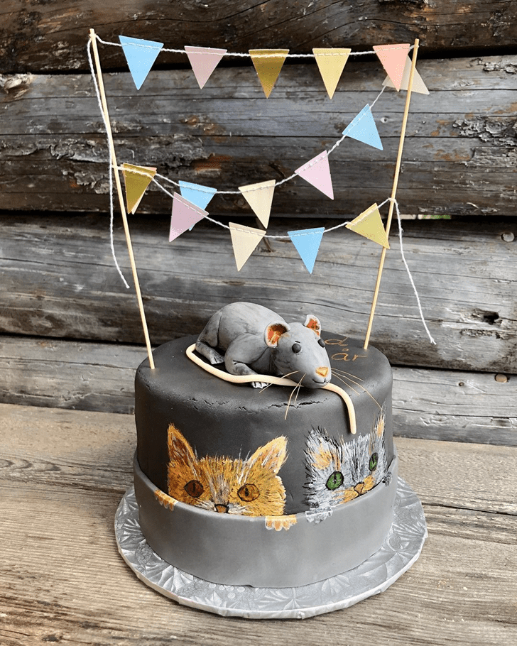 Appealing Rat Cake