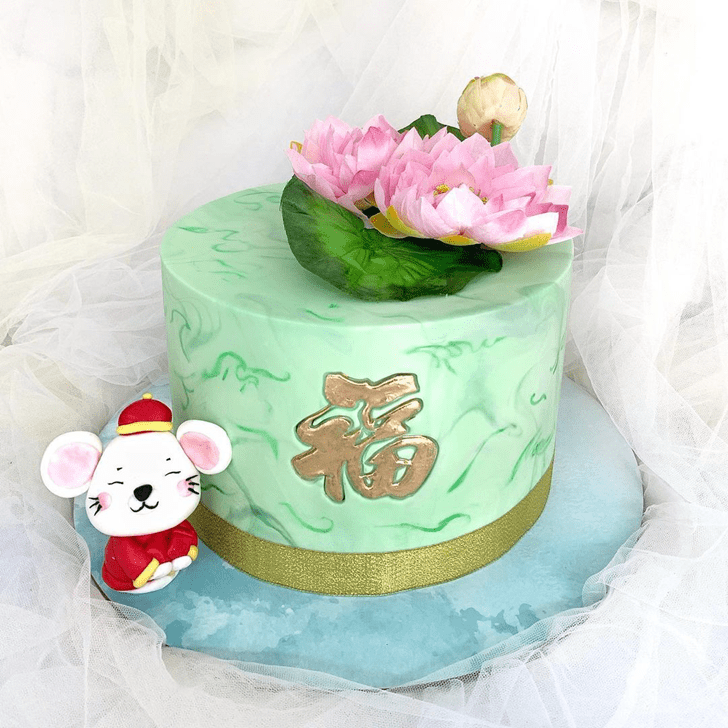 Charming Rat Cake