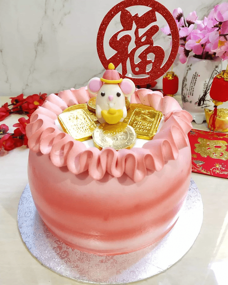 Graceful Rat Cake