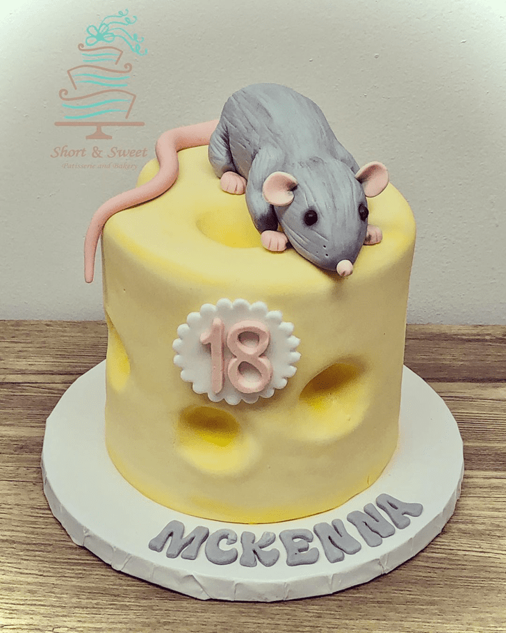 Pleasing Rat Cake