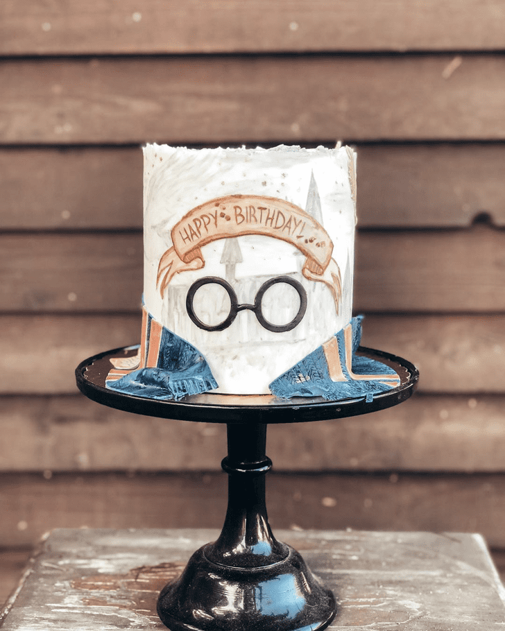 Comely Ravenclaw Cake