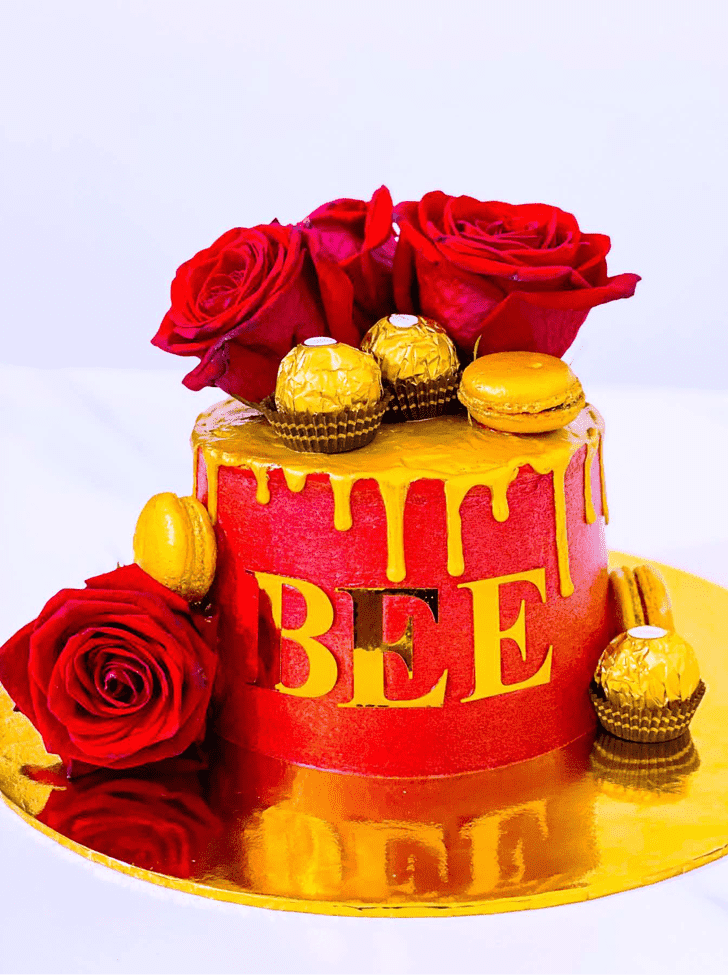 Grand Red Rose Cake