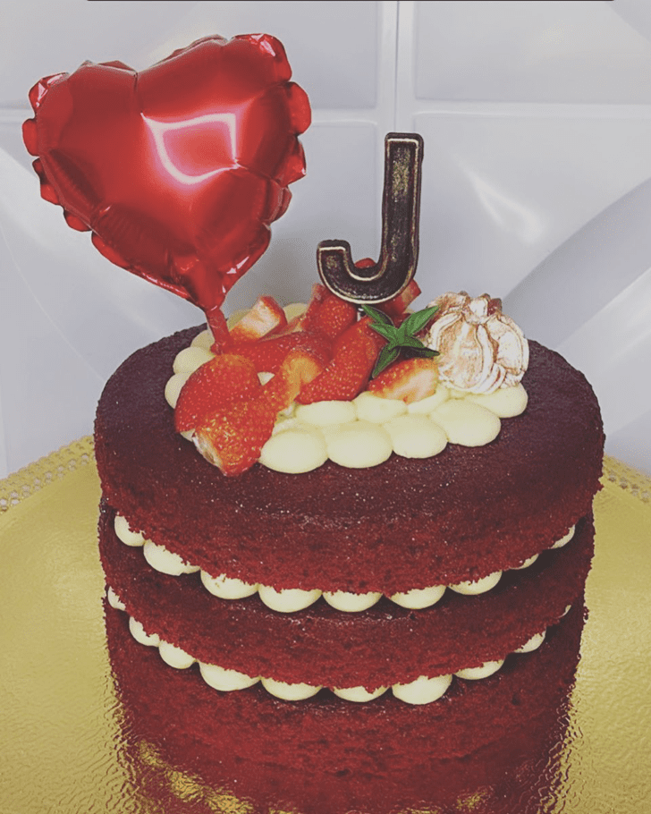Elegant Red Velvet Cake