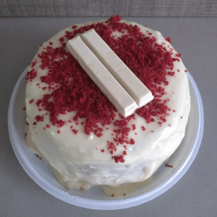 Enthralling Red Velvet Cake