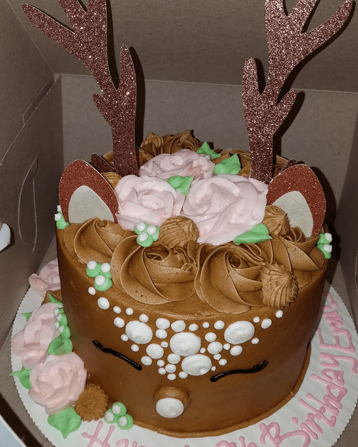 Alluring Reindeer Cake