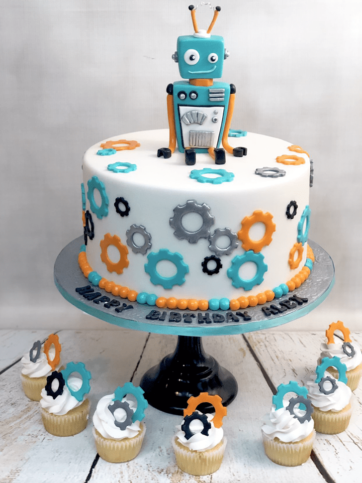 Admirable Robots Cake Design