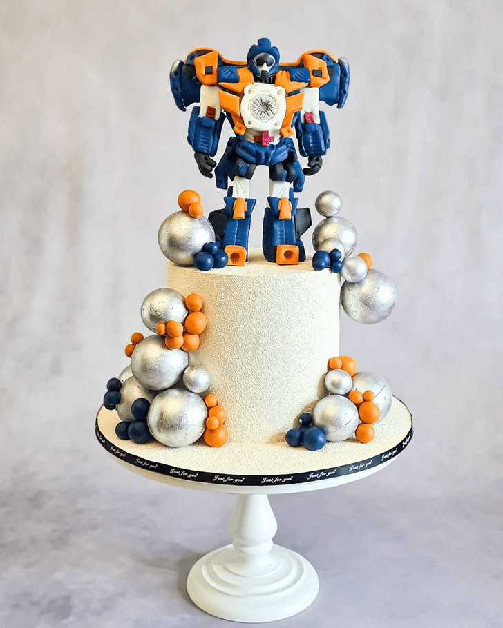 Good Looking Robots Cake