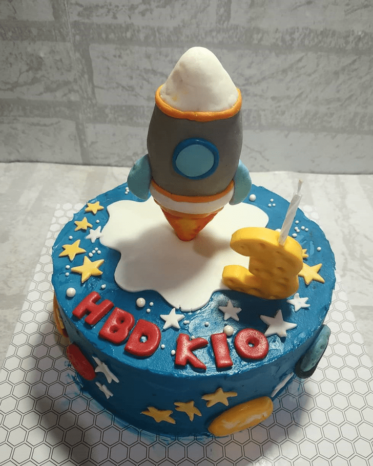 Delightful Rocket Cake